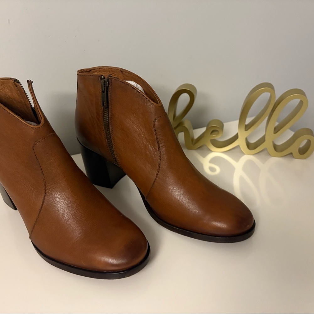 Frye Nora Brown Leather Zip Ankle Boots